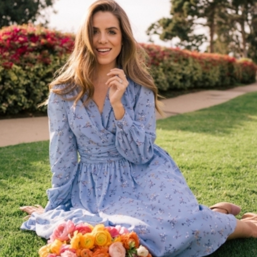 Elegant Blue Floral Women's Dress